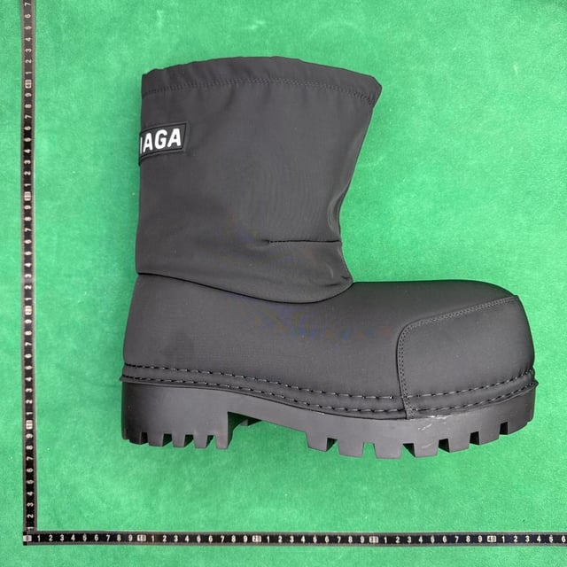 BAL Round Toe Snow Boot
