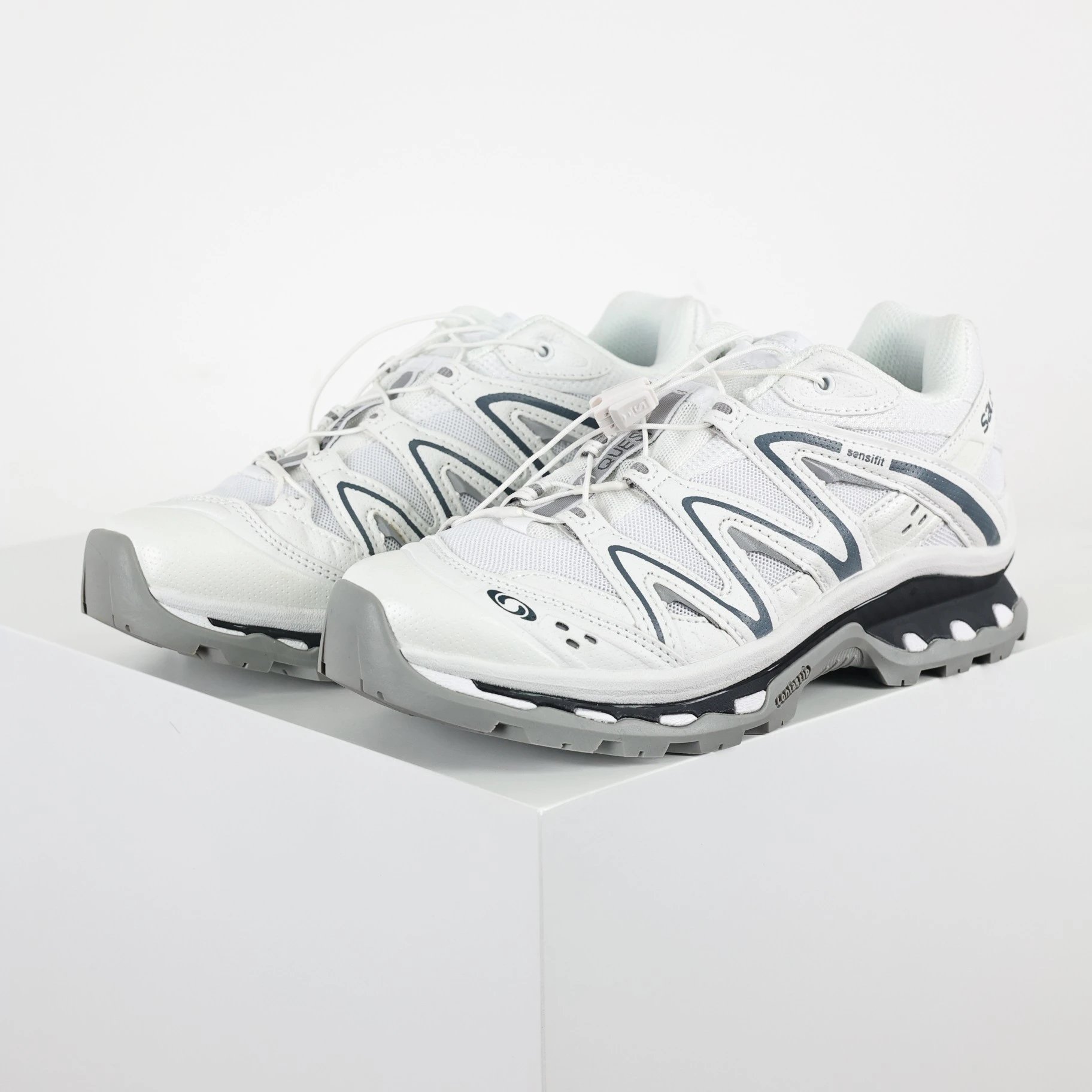 Trail Running Shoe White